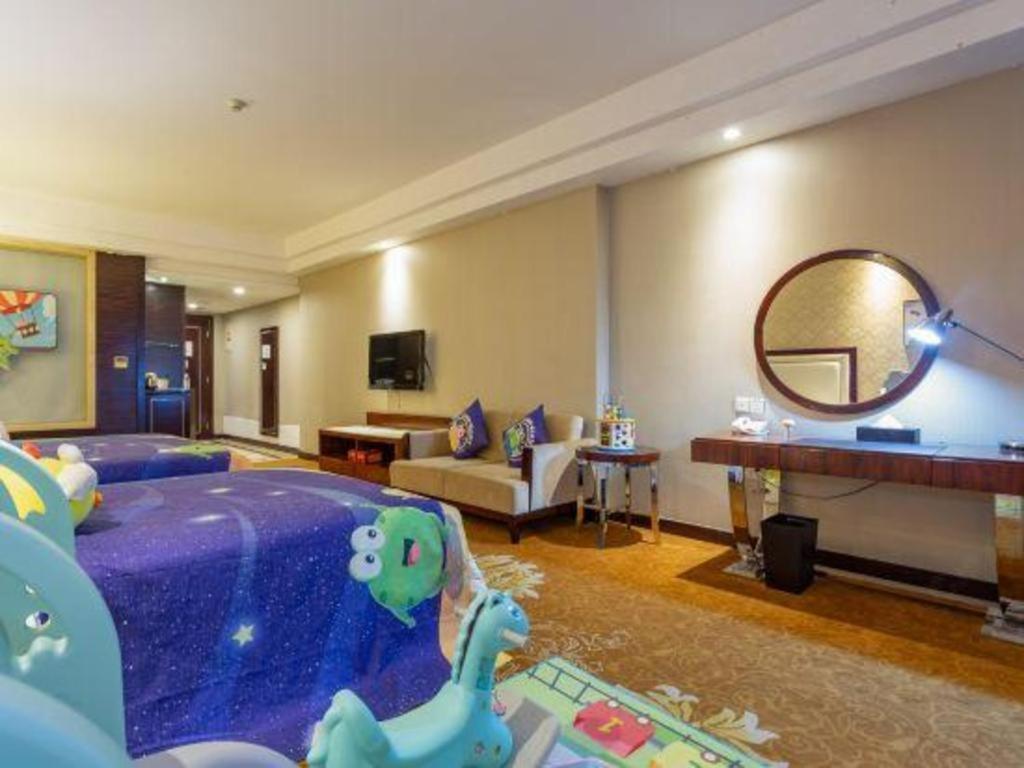 Country Garden Phoenix Hotel Maoming Exterior photo